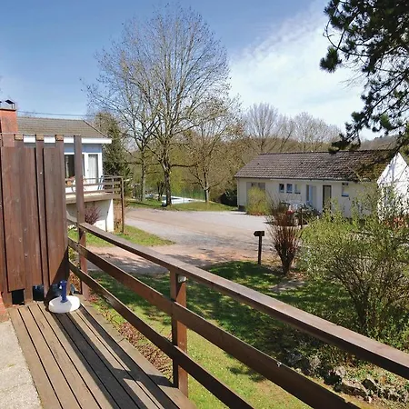 Holiday Vill. De Vacances Waulsort; C Dom wakacyjny *
